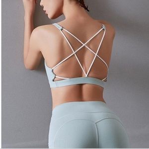 Astoria Activewear Strappy sports bra (S)